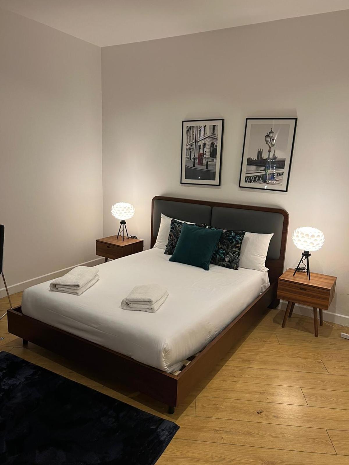 Tranquil 1 Bedroom Retreat In Piccadilly Vr4 Londra Exterior foto